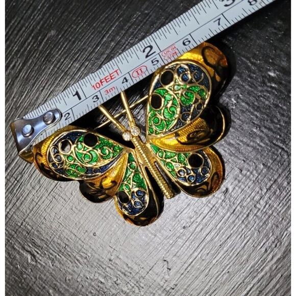 Gorgeous Gold Tone Pierced Butterfly Pin Rhinestones & Enamel Gold Gems - Picture 6 of 7